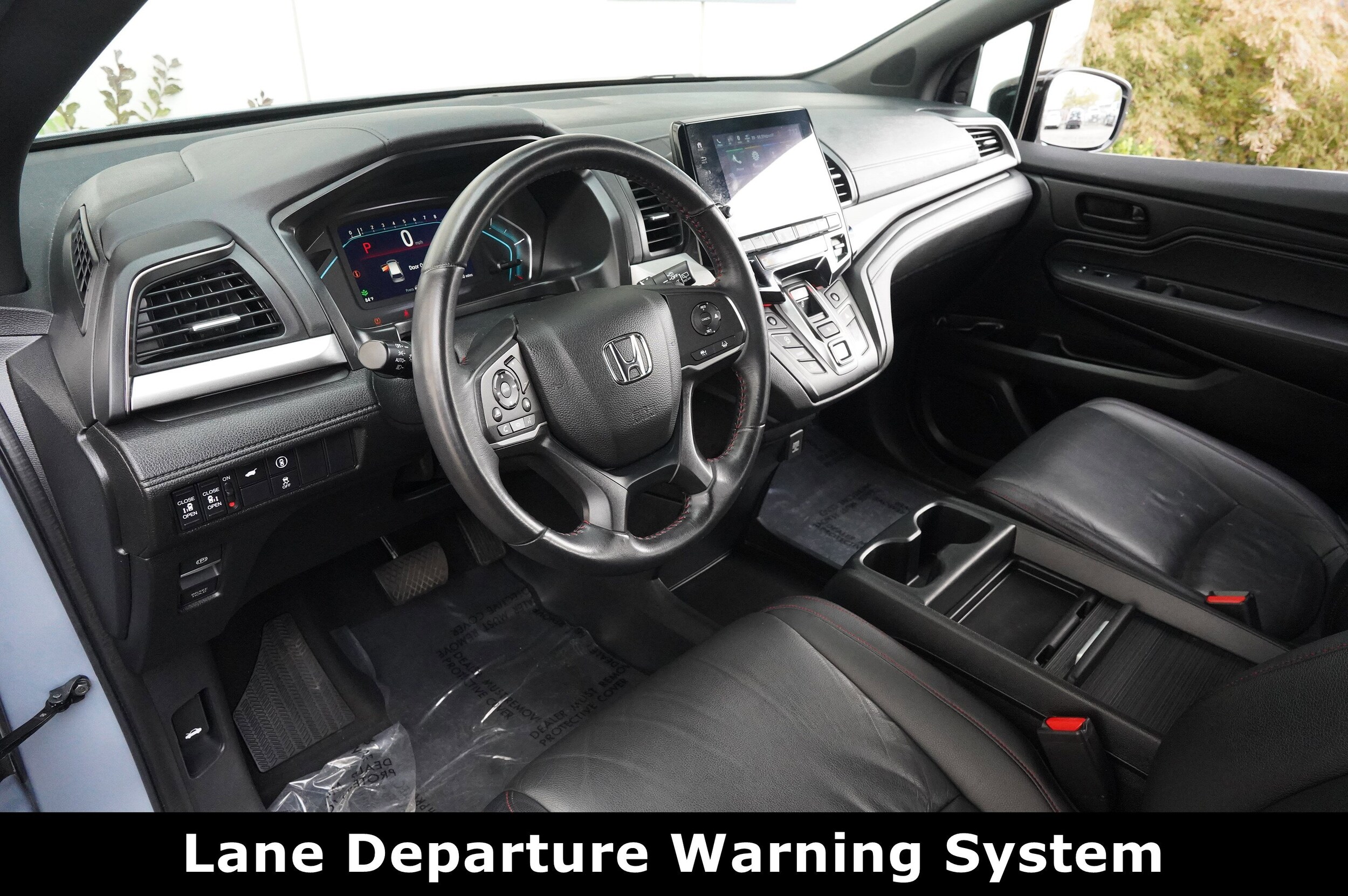 2023 Honda Odyssey Sport photo 3