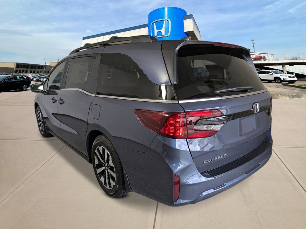 2026 Honda Odyssey EX-L photo 3
