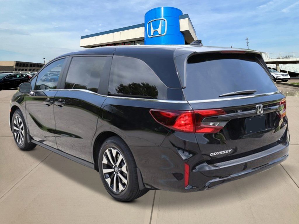 2026 Honda Odyssey EX-L photo 3
