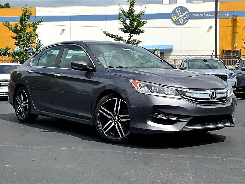 Used 2017 Honda Accord Sport SE Sedan