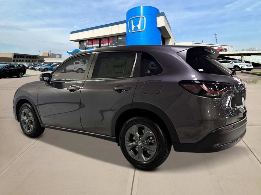 2026 Honda HR-V LX photo 3