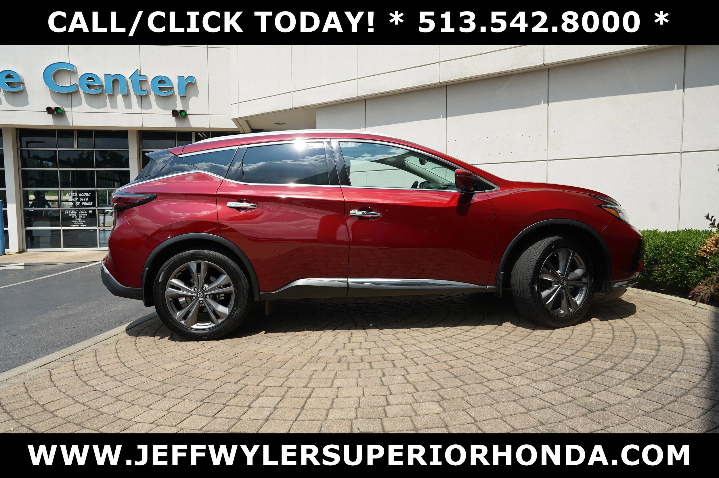 2021 Nissan Murano Platinum photo 2