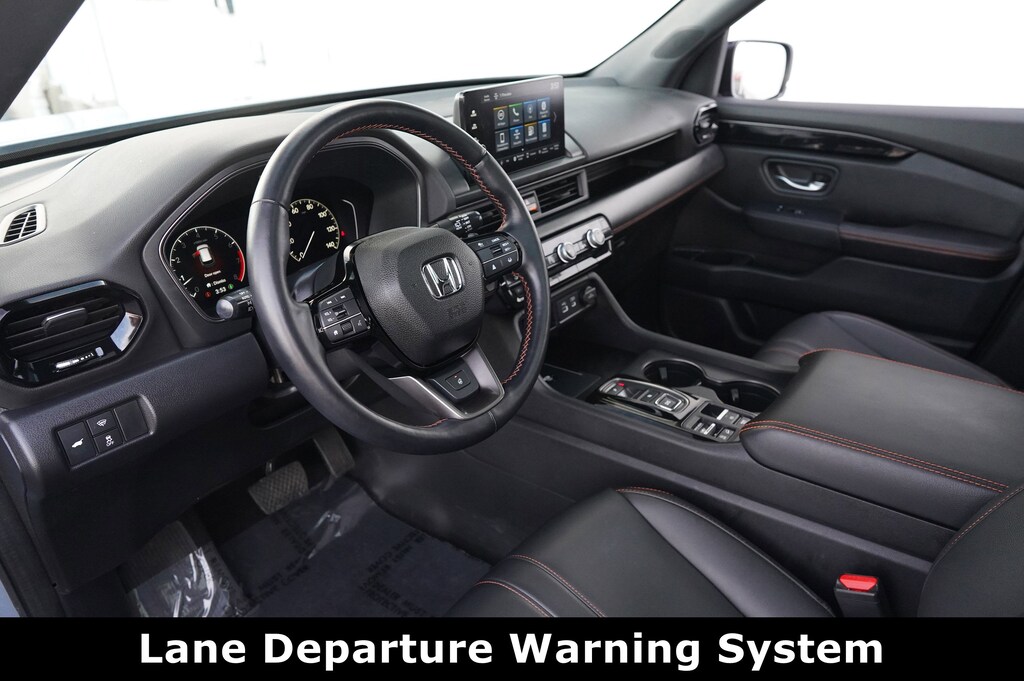 Used 2023 Honda Pilot TrailSport SUV