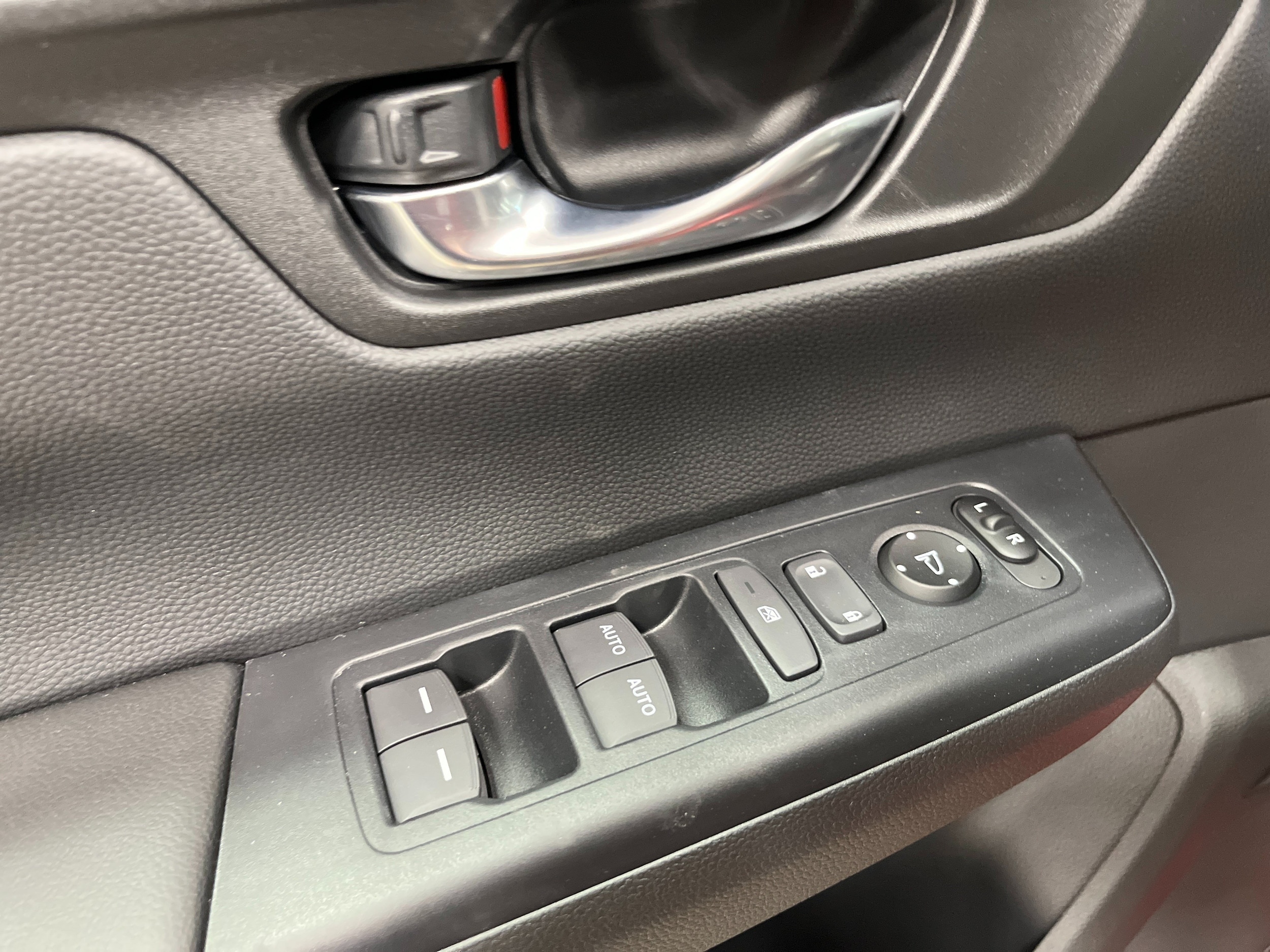 2026 Honda CR-V EX - Photo 20