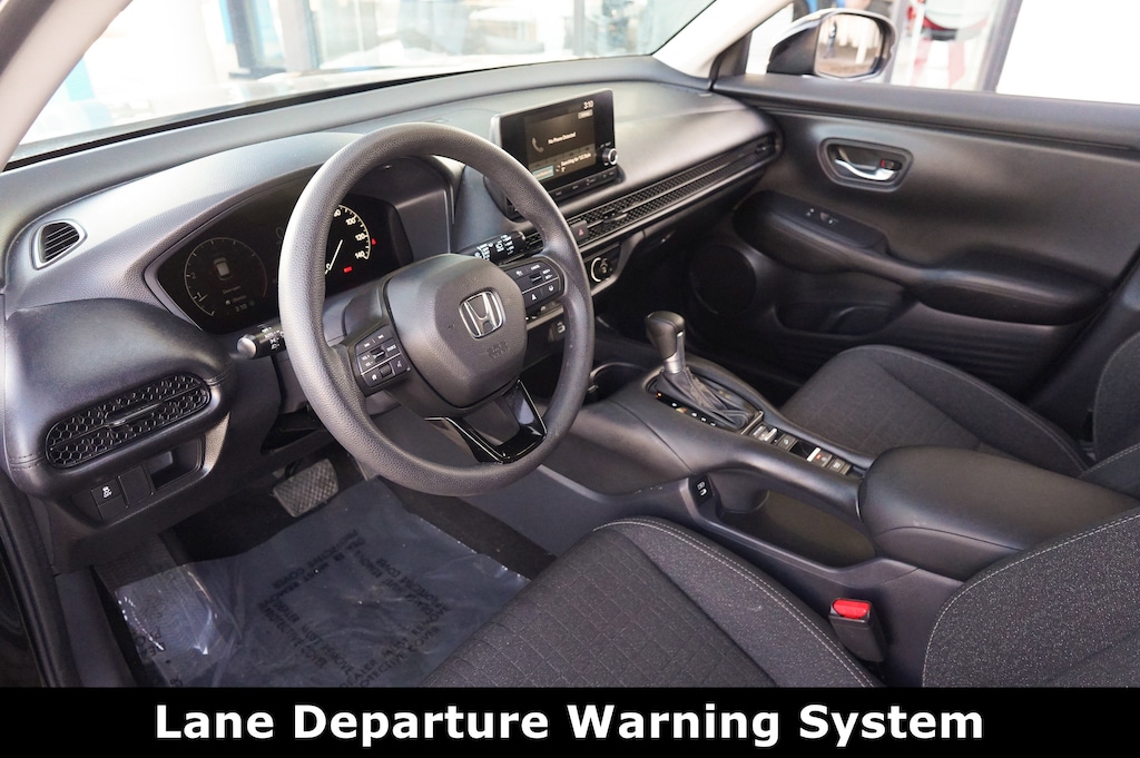 Used 2025 Honda HR-V LX SUV