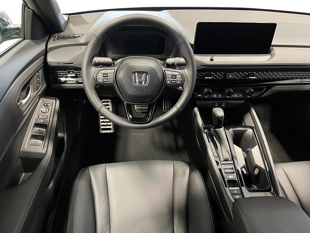 2026 Honda Accord Hybrid Sport-L - Photo 11