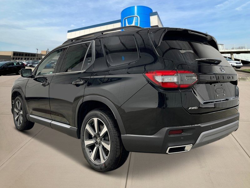 2025 Honda Pilot Touring photo 2
