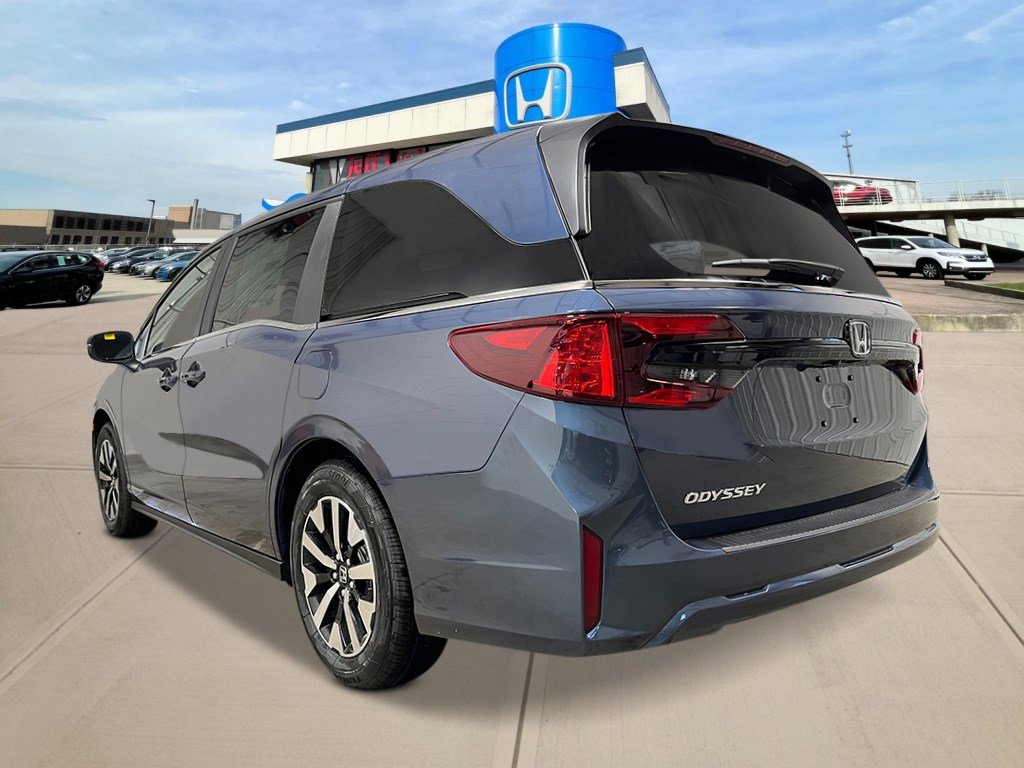 2026 Honda Odyssey EX-L photo 3