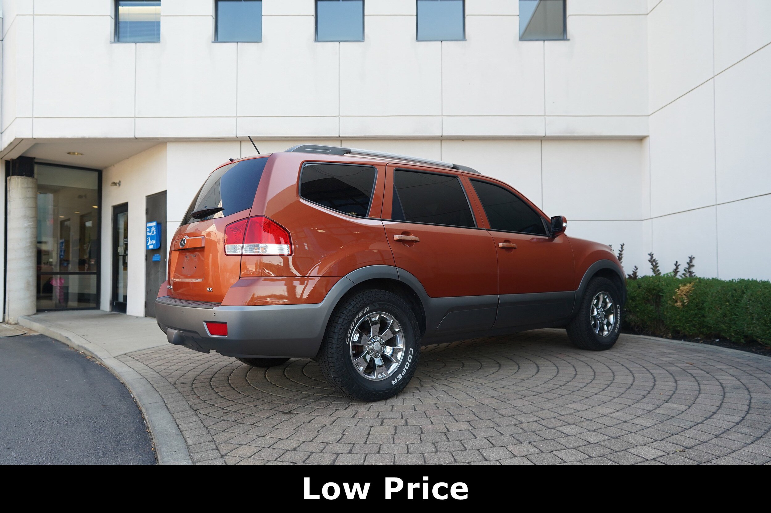 2009 Kia Borrego EX V6 photo 2