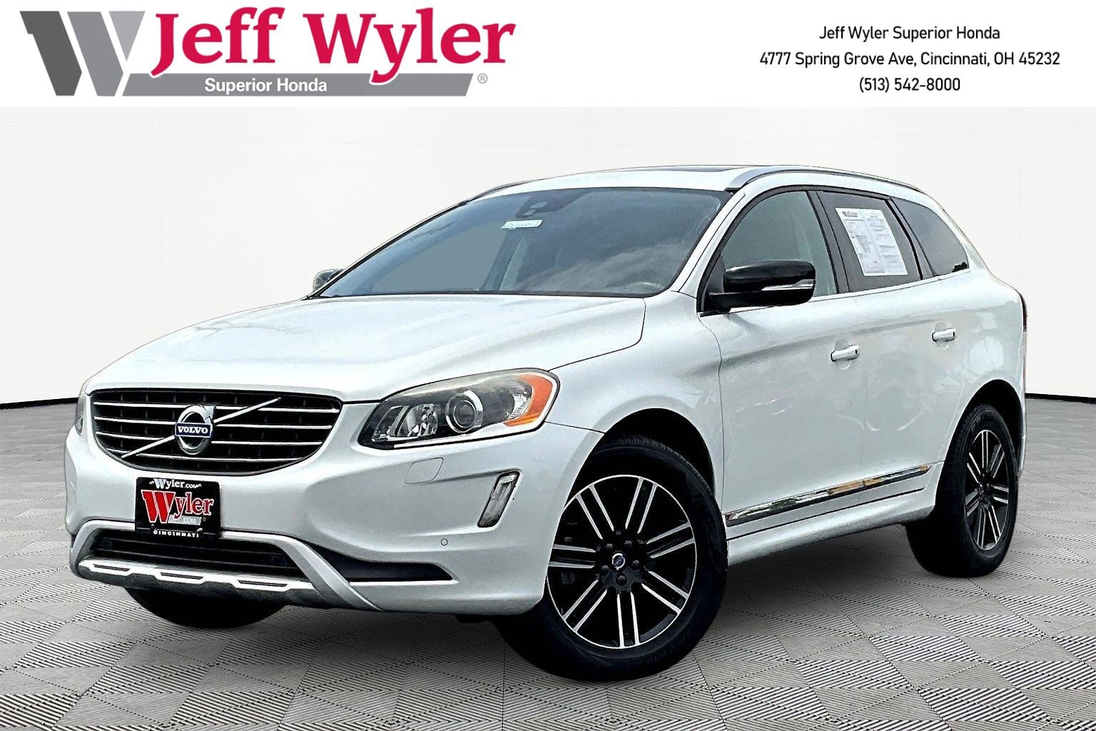 2017 Volvo XC60 T5 Dynamic