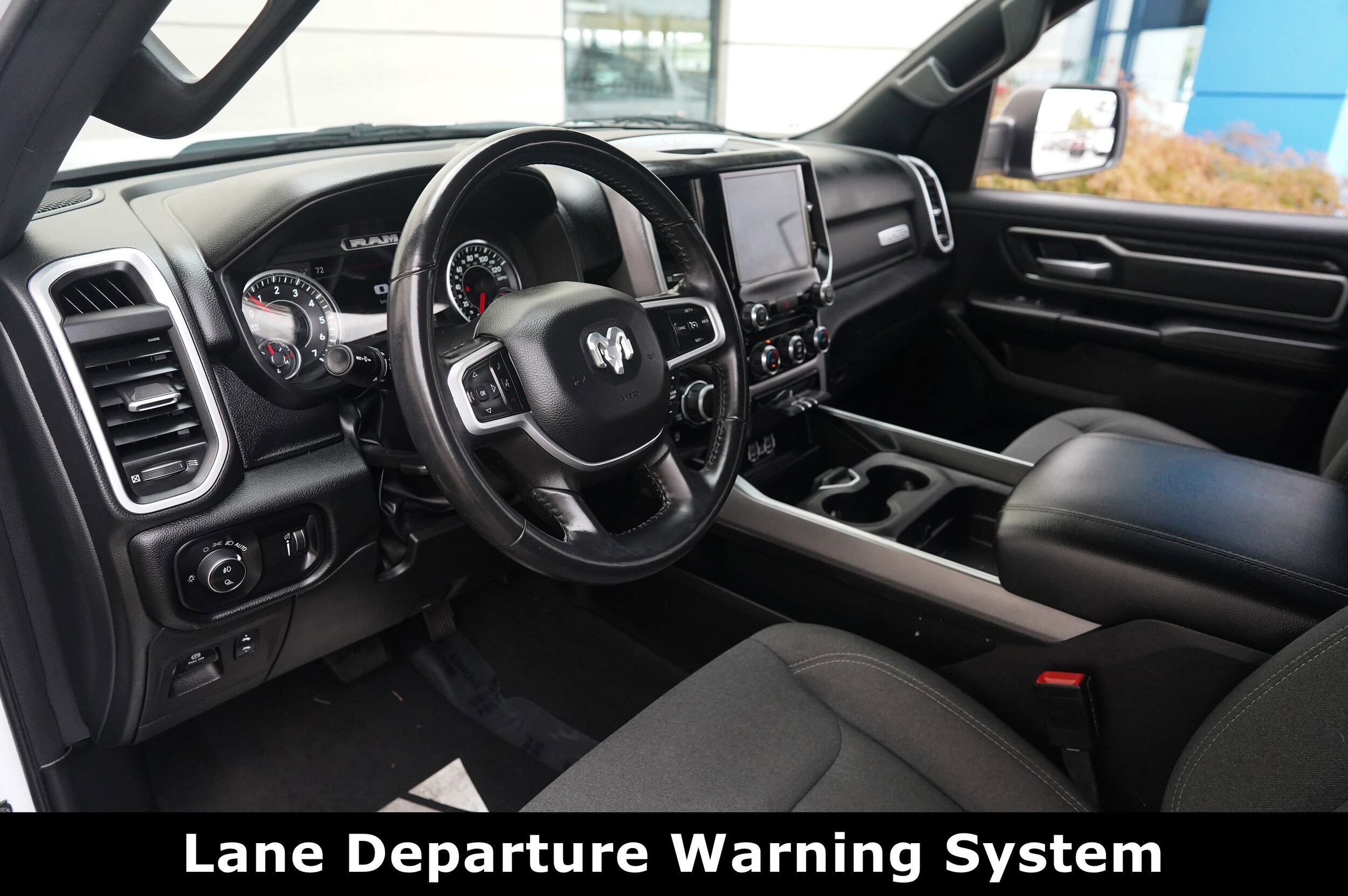 2022 Ram 1500 Big Horn Lone Star photo 3