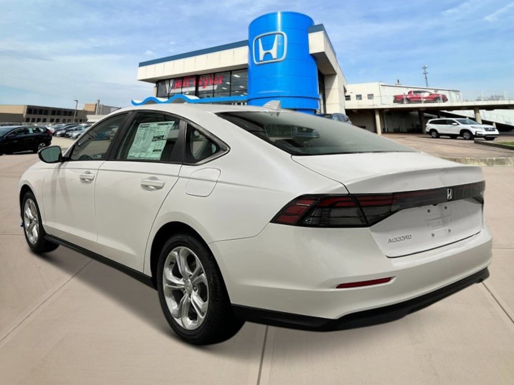 New 2025 Honda Accord LX Sedan