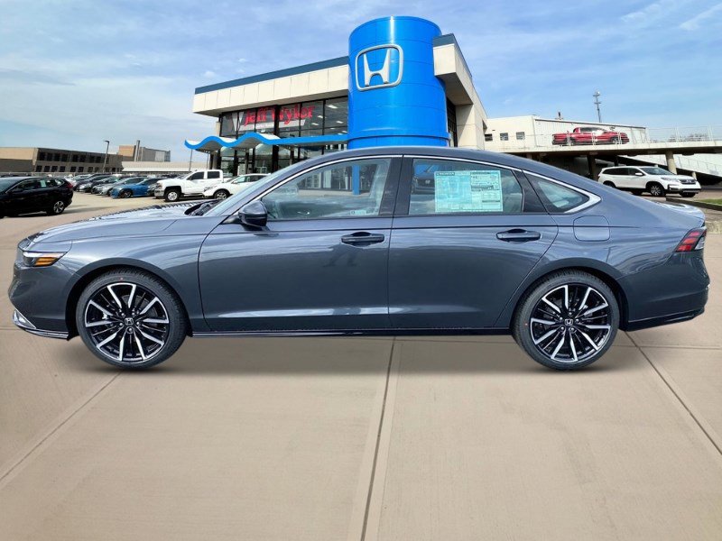 2025 Honda Accord Hybrid Touring photo 2
