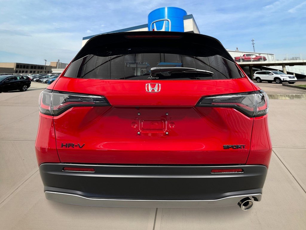 2026 Honda HR-V Sport photo 4