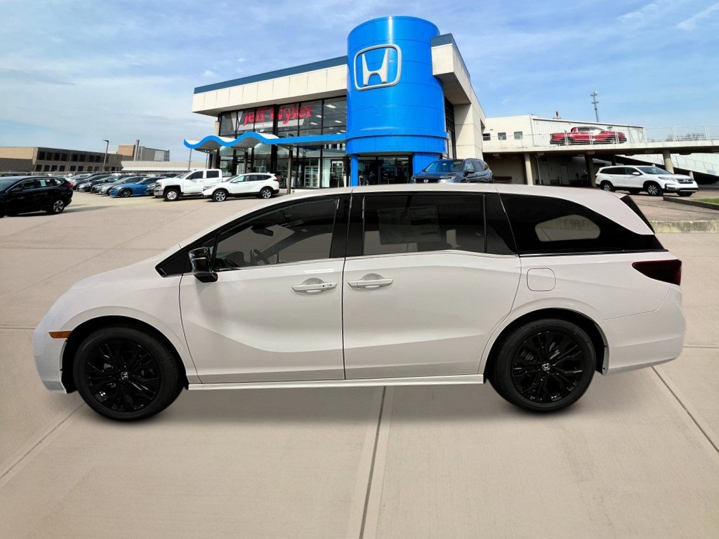 2026 Honda Odyssey photo 2