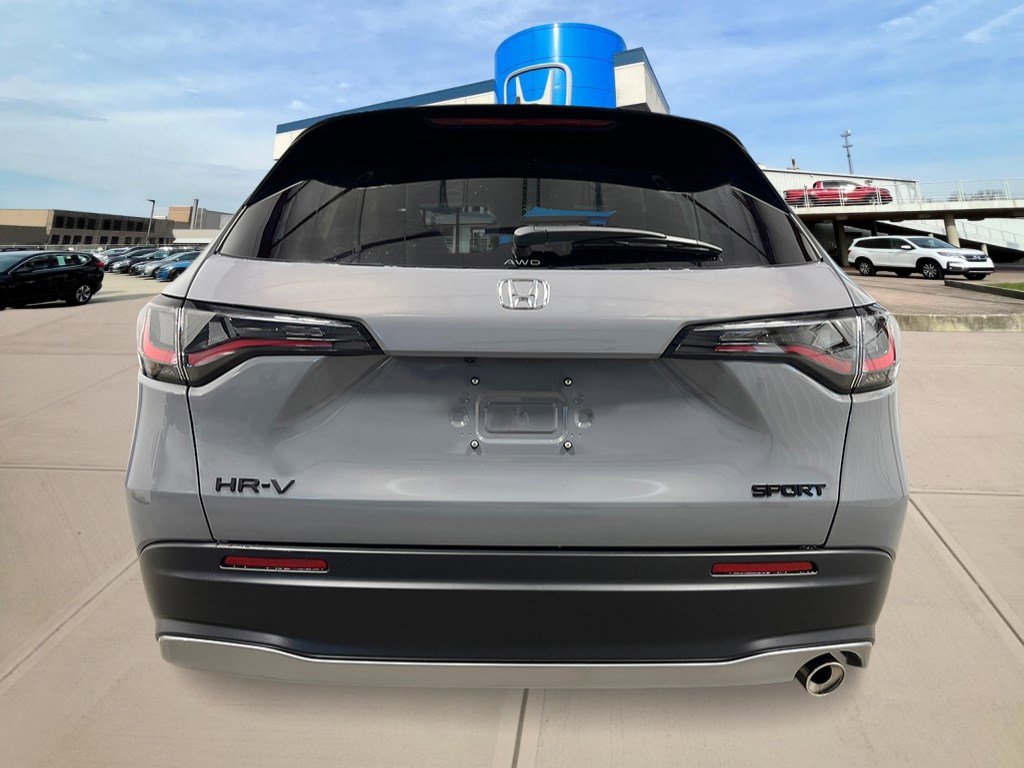 2026 Honda HR-V Sport photo 3