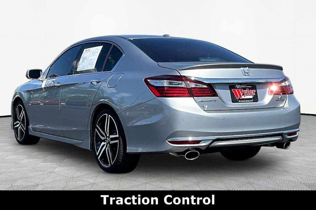 Used 2017 Honda Accord Touring V6 Sedan