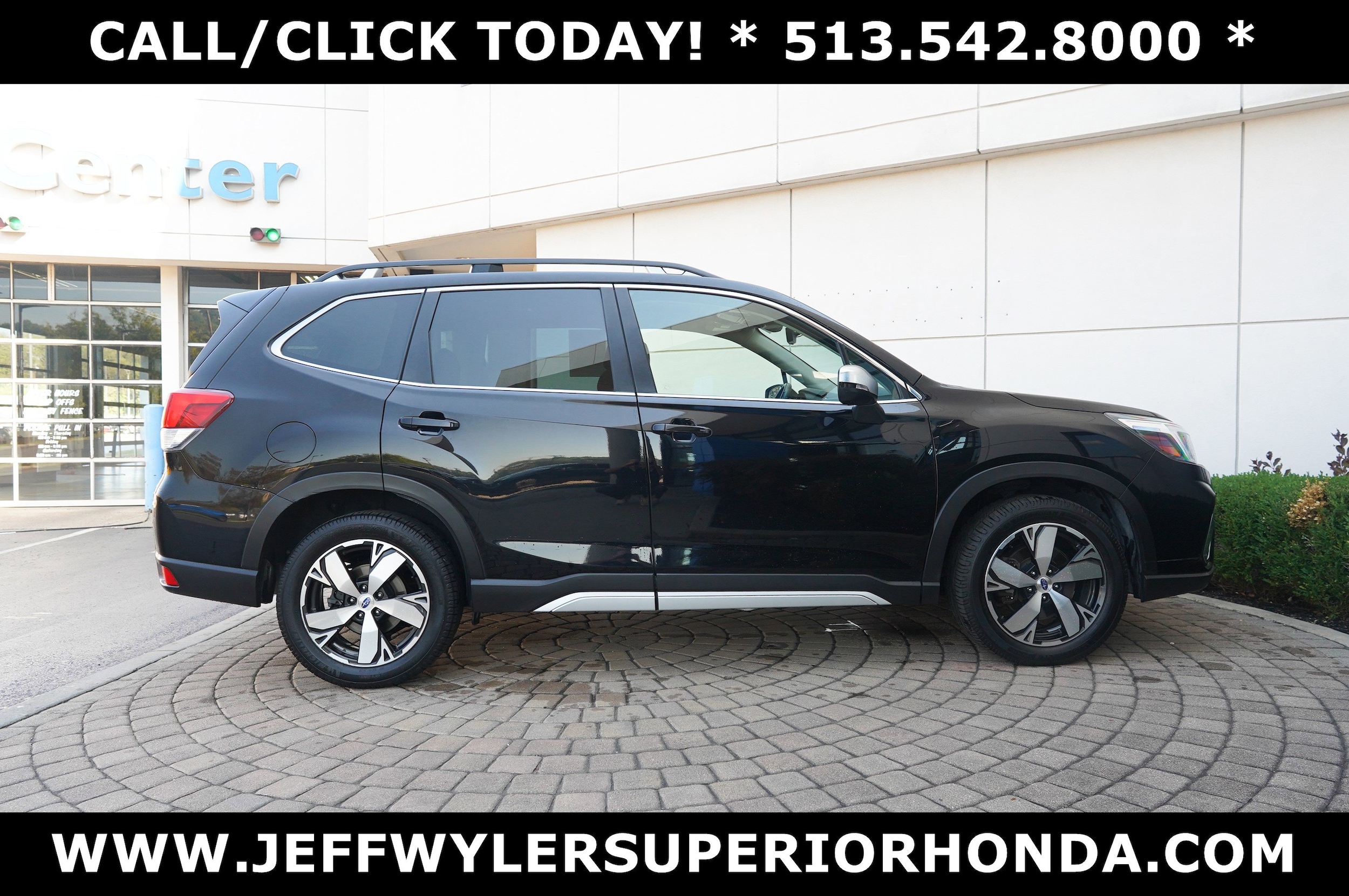 2020 Subaru Forester Touring photo 2