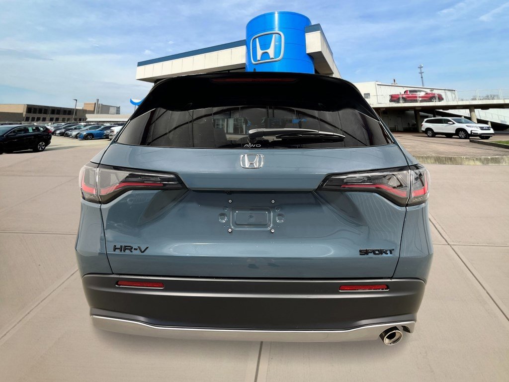 2026 Honda HR-V Sport photo 4