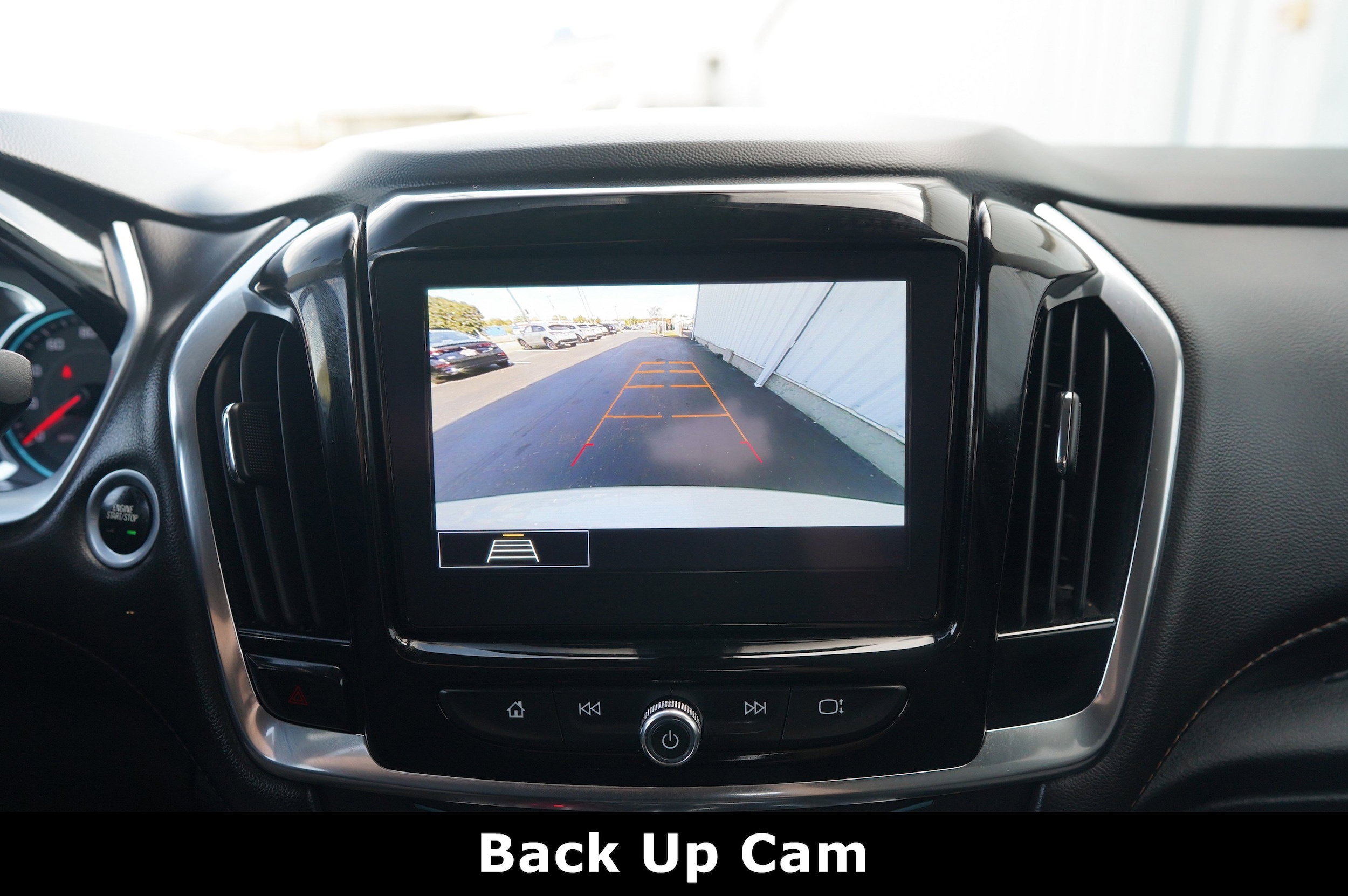 2020 Chevrolet Traverse Cloth 1LT photo 4