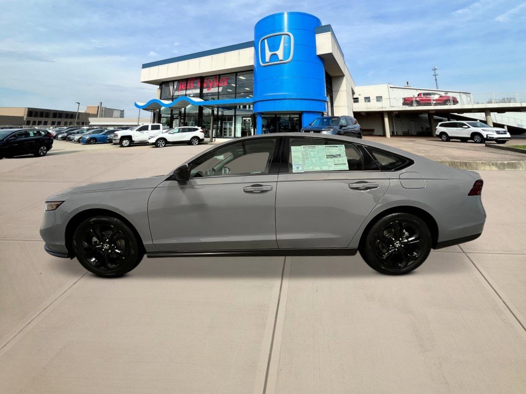 2025 Honda Accord SE photo 2