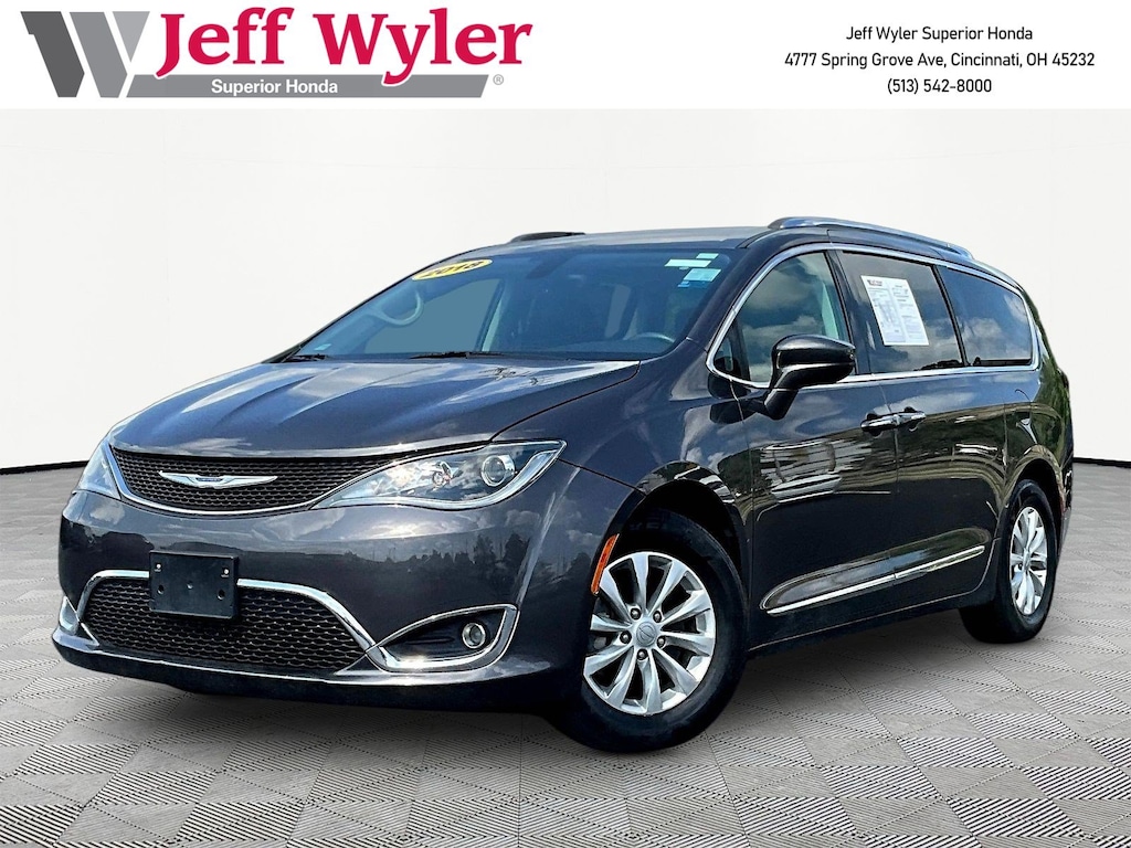 Used 2018 Chrysler Pacifica Touring L Plus Van