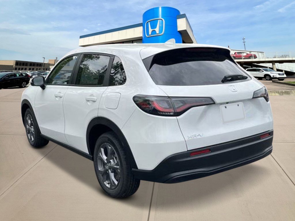 2026 Honda HR-V LX photo 3