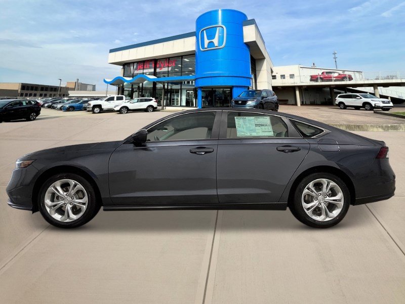 2025 Honda Accord LX photo 2