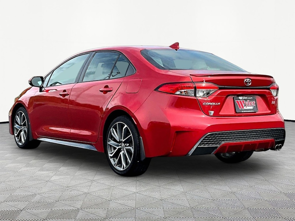 Used 2021 Toyota Corolla SE Sedan