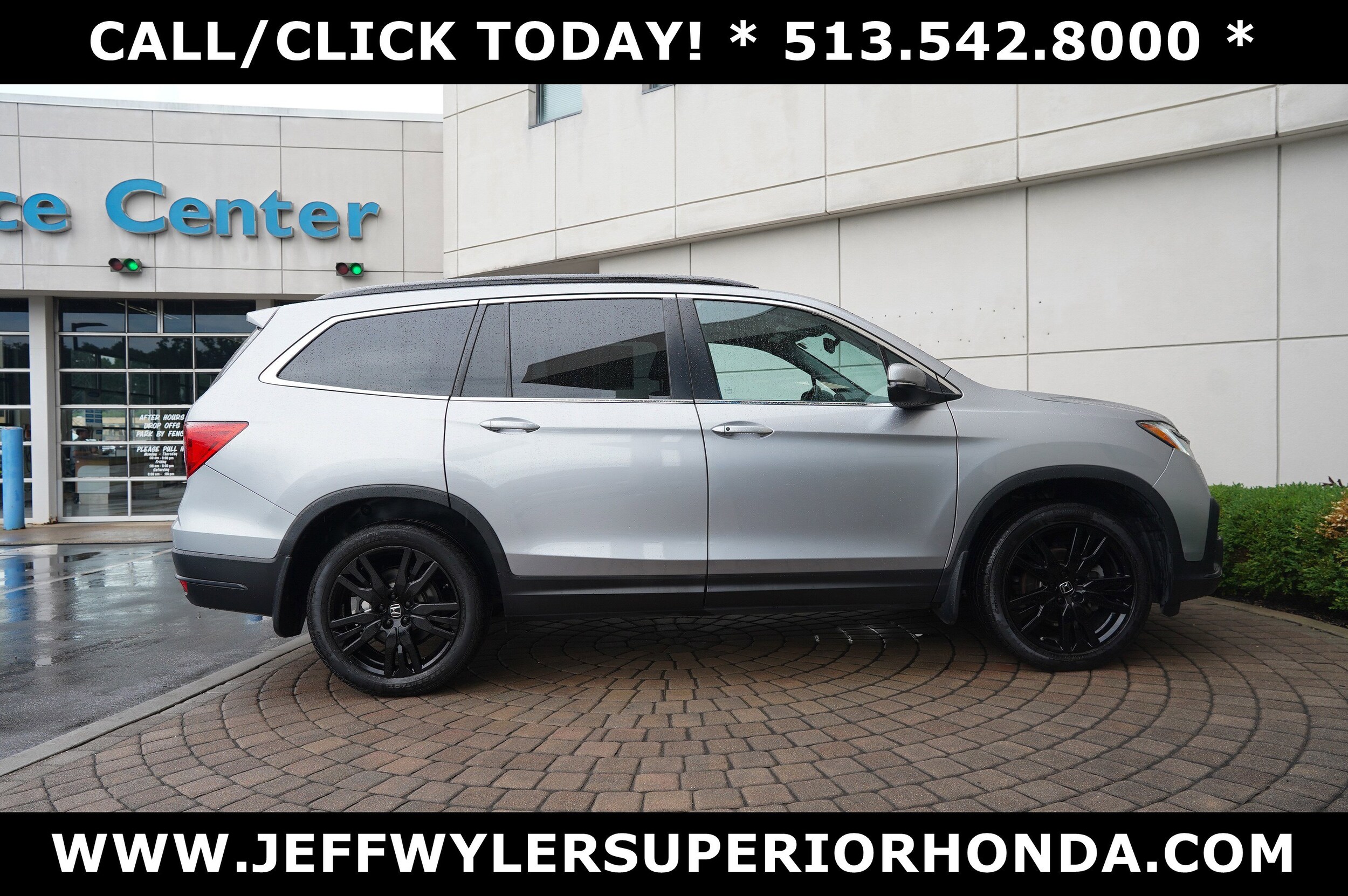 2022 Honda Pilot Special Edition photo 2