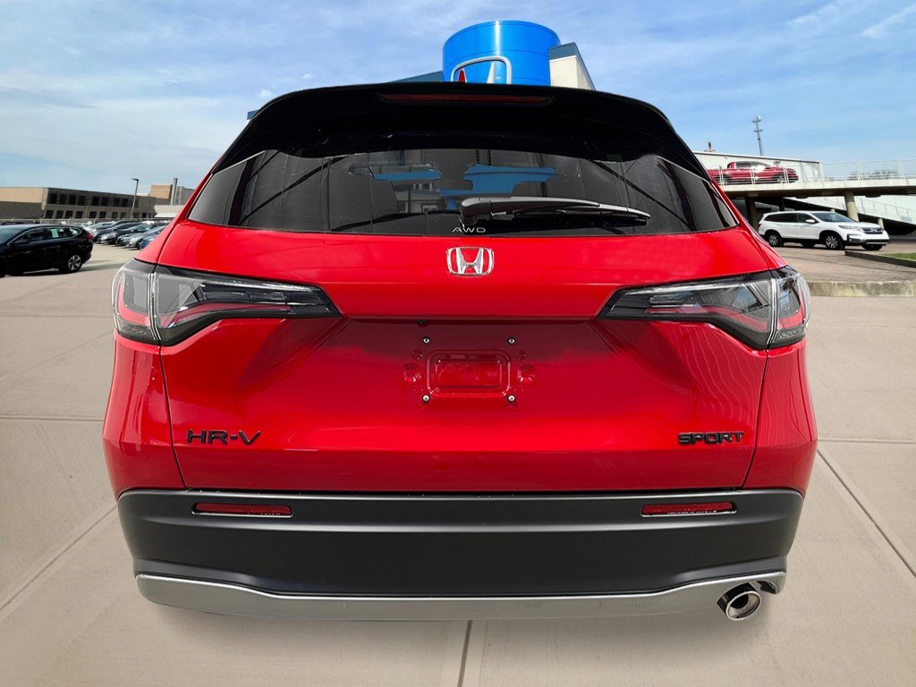 2026 Honda HR-V Sport photo 4