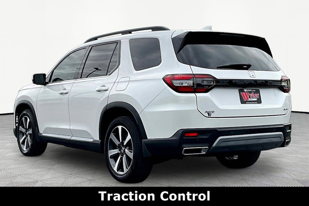 Used 2025 Honda Pilot Elite SUV