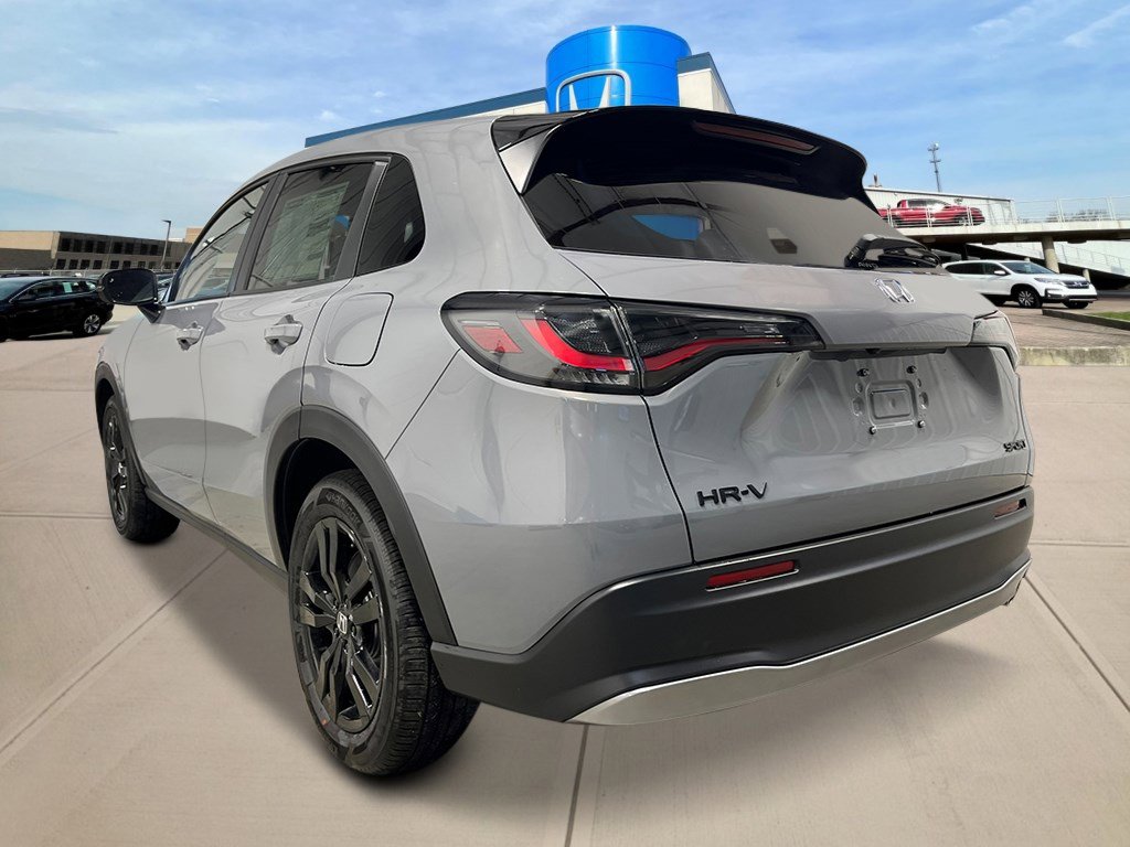2026 Honda HR-V Sport photo 3