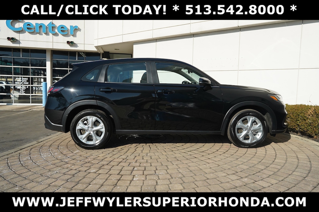 Used 2025 Honda HR-V LX SUV