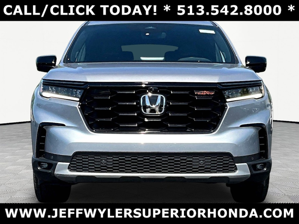Used 2024 Honda Pilot TrailSport SUV