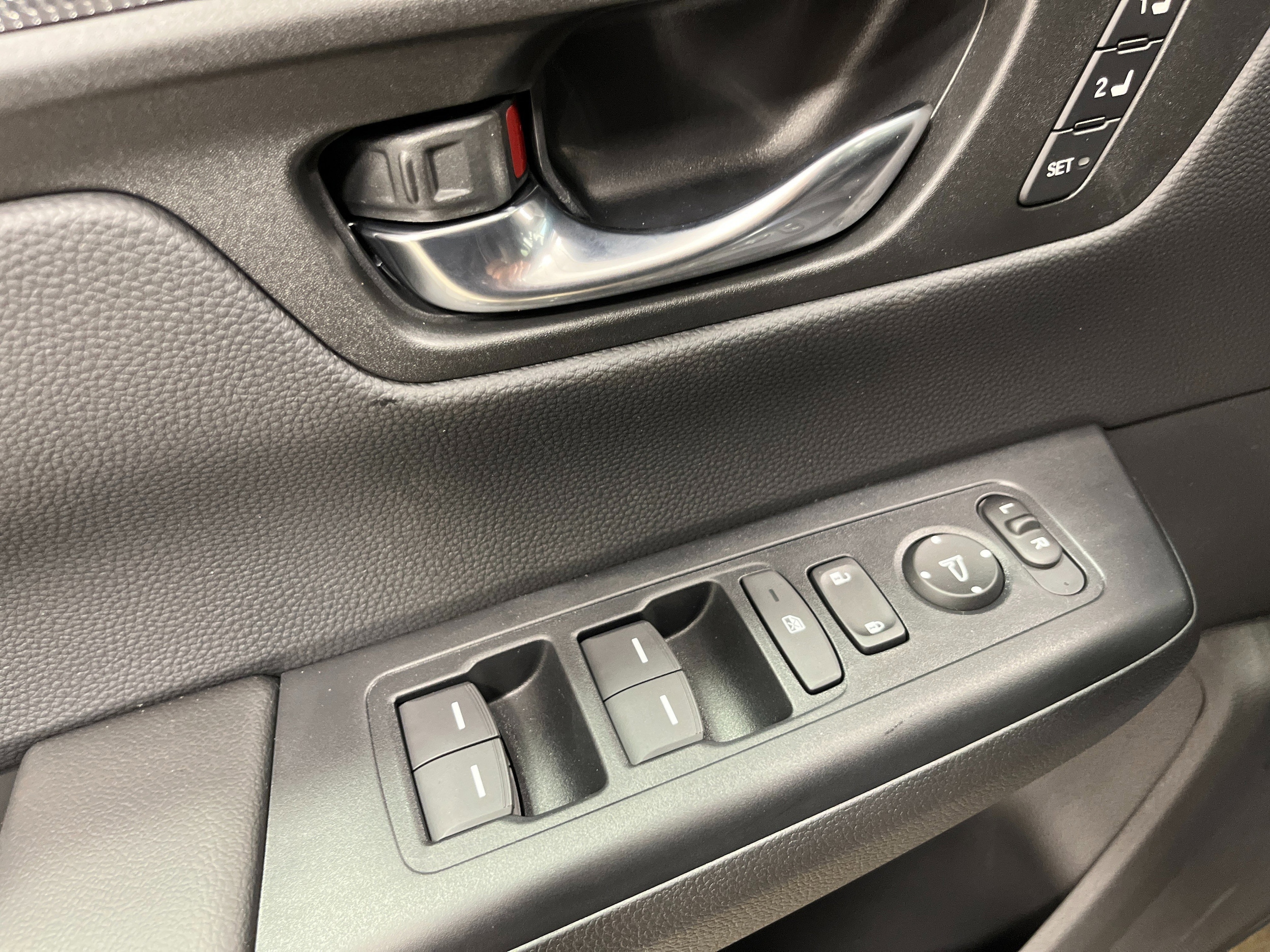 2026 Honda CR-V Sport-L - Photo 18