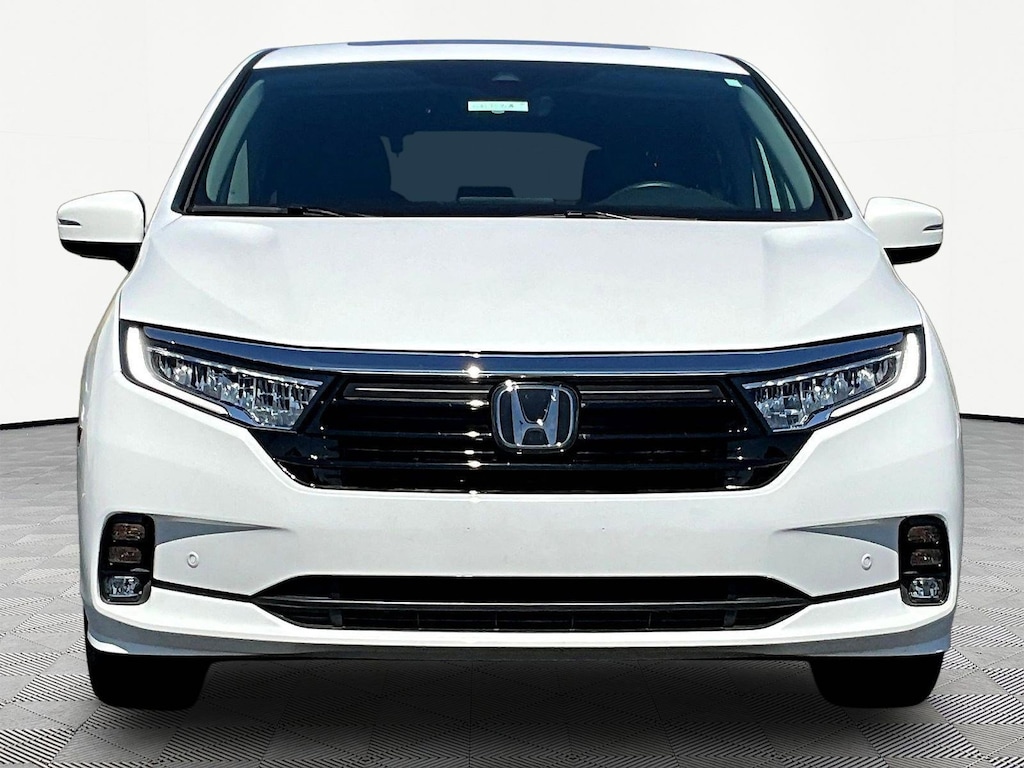 Used 2023 Honda Odyssey Touring Van