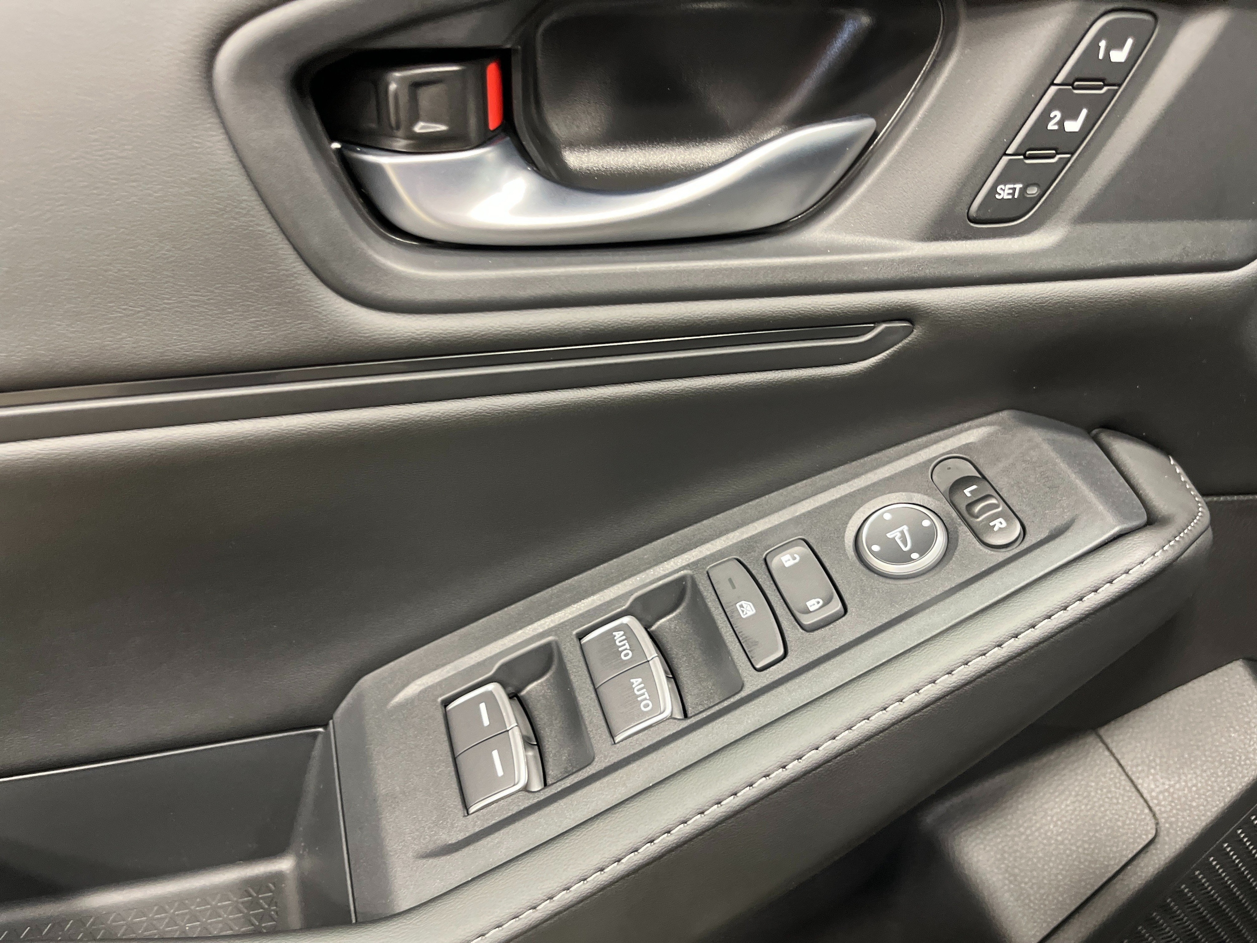 2026 Honda Accord Hybrid Sport-L - Photo 20