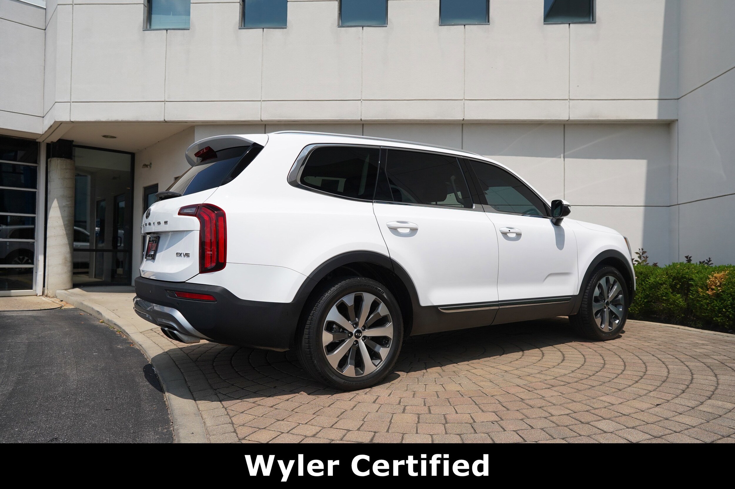 2021 Kia Telluride EX photo 3