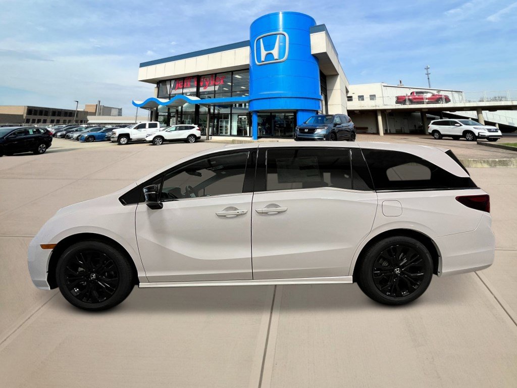 2026 Honda Odyssey photo 2