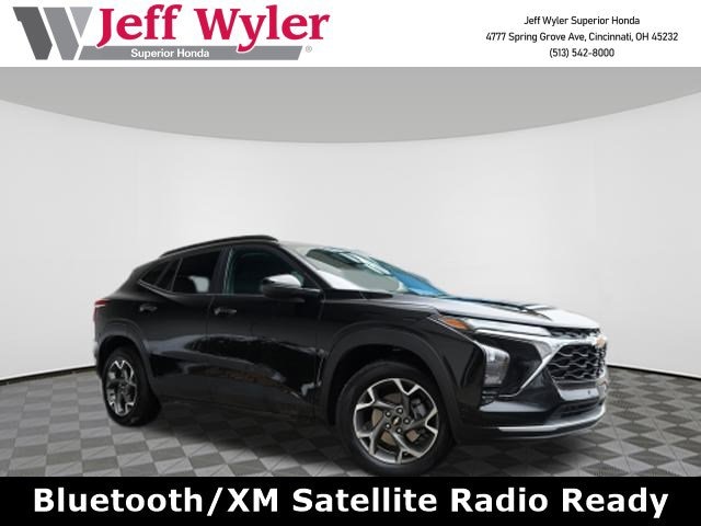 2025 Chevrolet Trax LT's photo