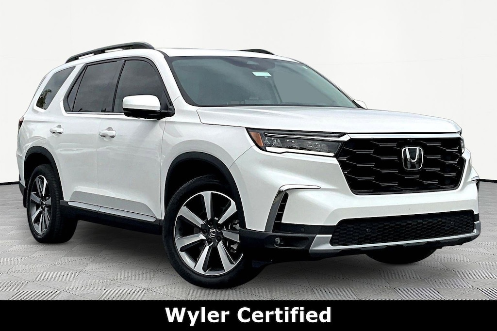 Used 2025 Honda Pilot Elite SUV