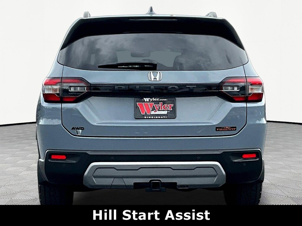 Used 2024 Honda Pilot TrailSport SUV