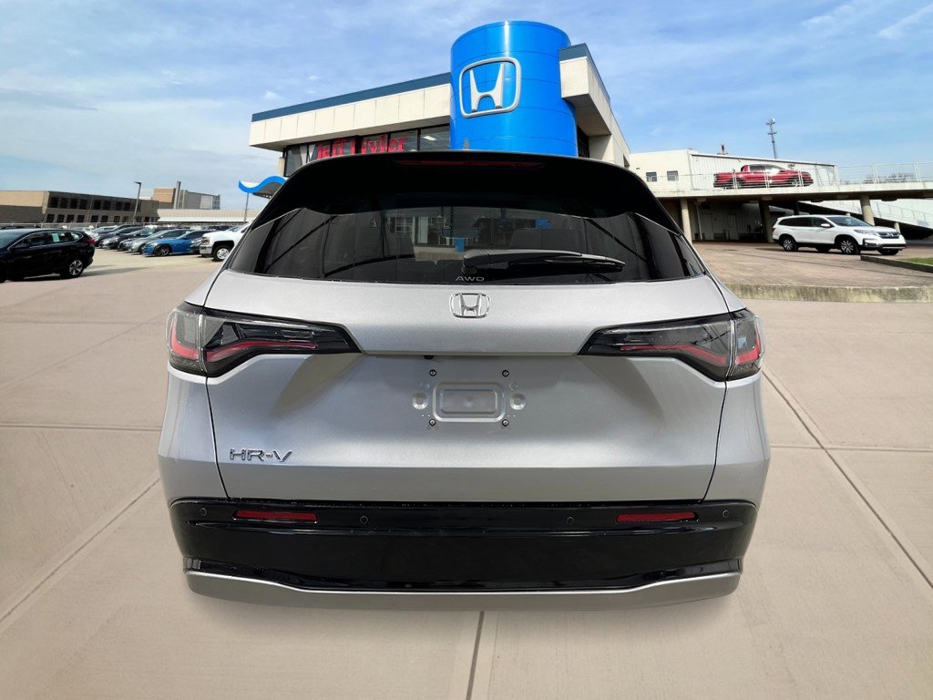 2026 Honda HR-V EX-L photo 4