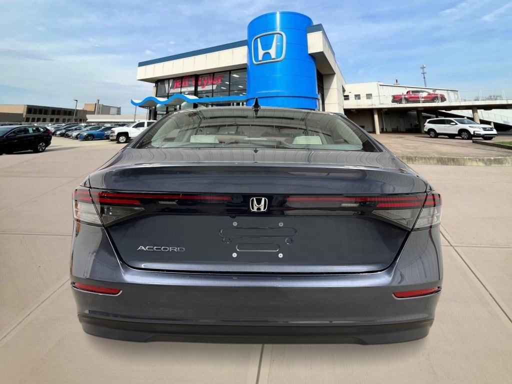 New 2025 Honda Accord SE Sedan