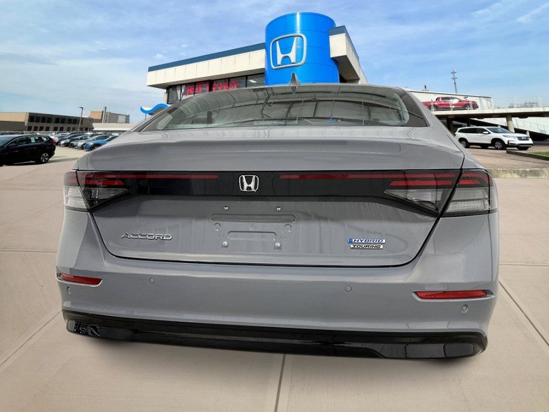 2025 Honda Accord Hybrid Touring photo 4