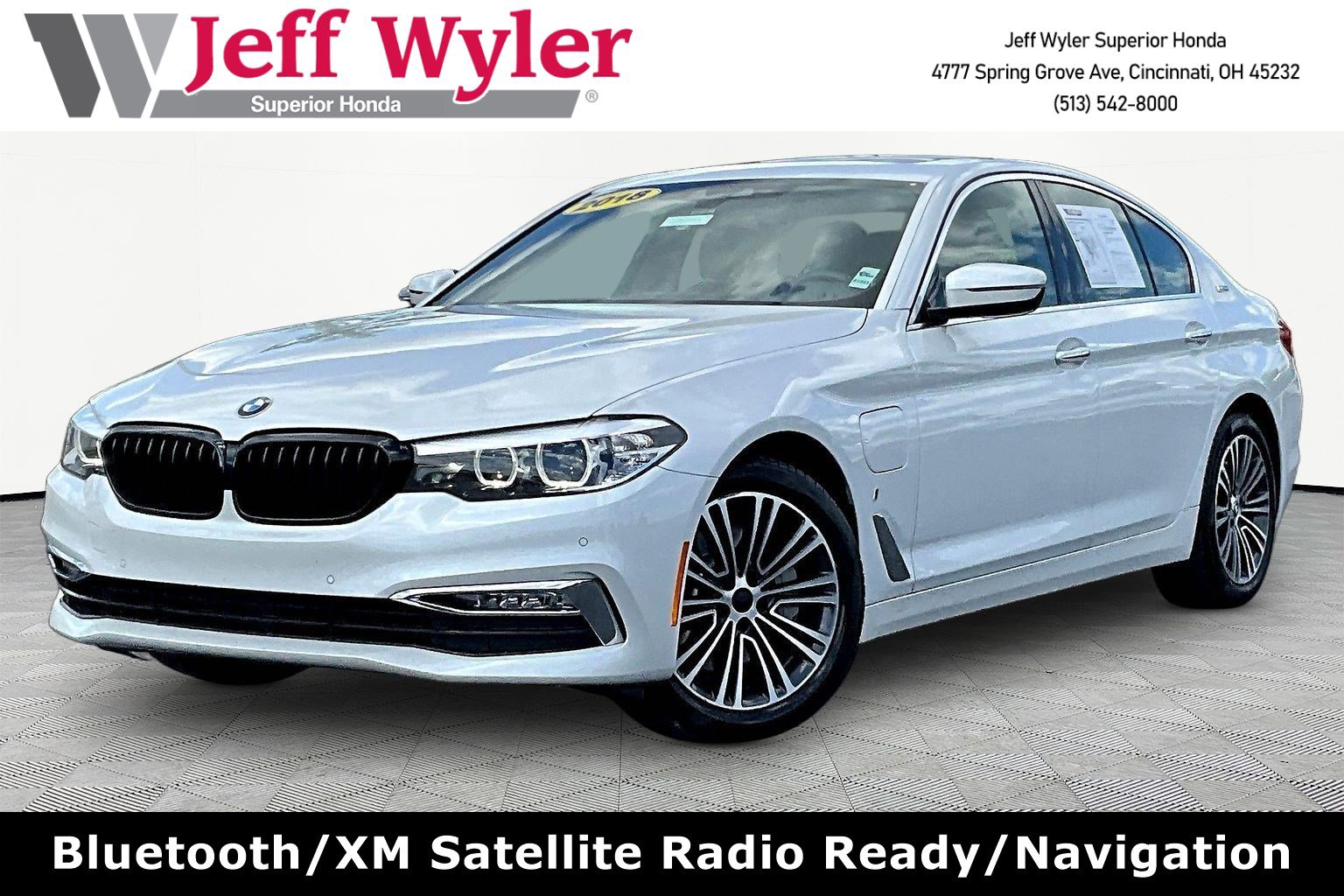 2018 BMW 5 Series 530e iPerformance Sedan's photo