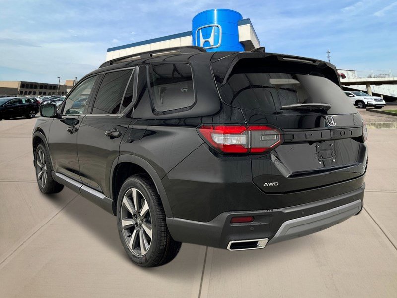 2025 Honda Pilot Touring photo 2