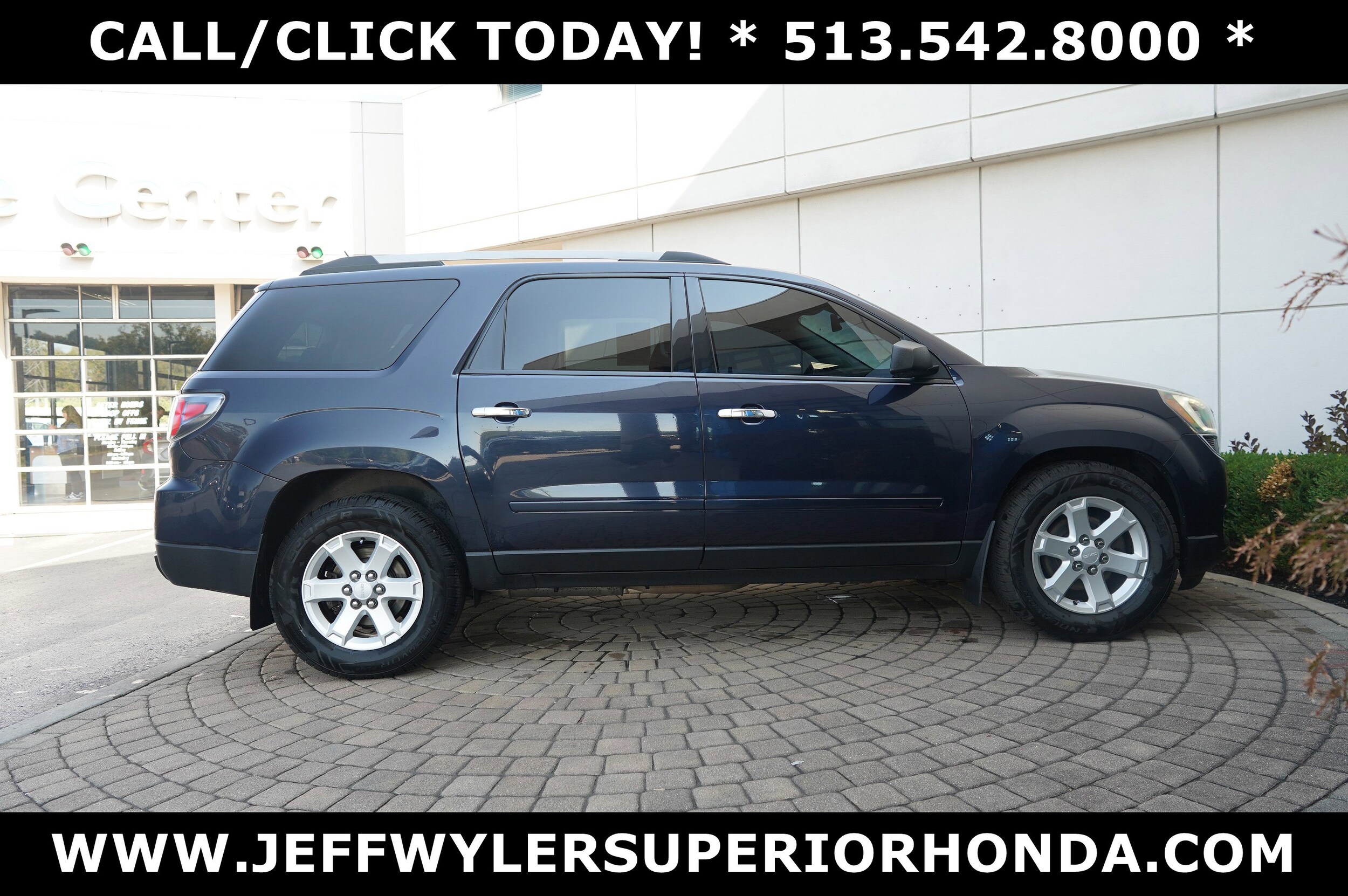 2015 Gmc Acadia SLE photo 2