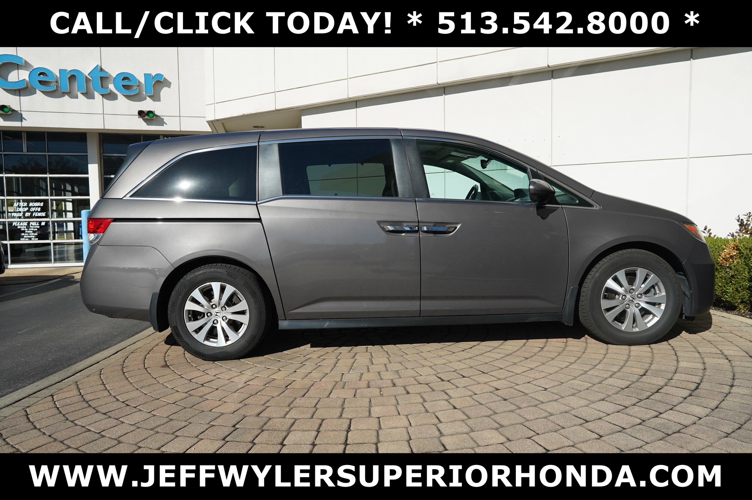 2016 Honda Odyssey EX-L photo 2